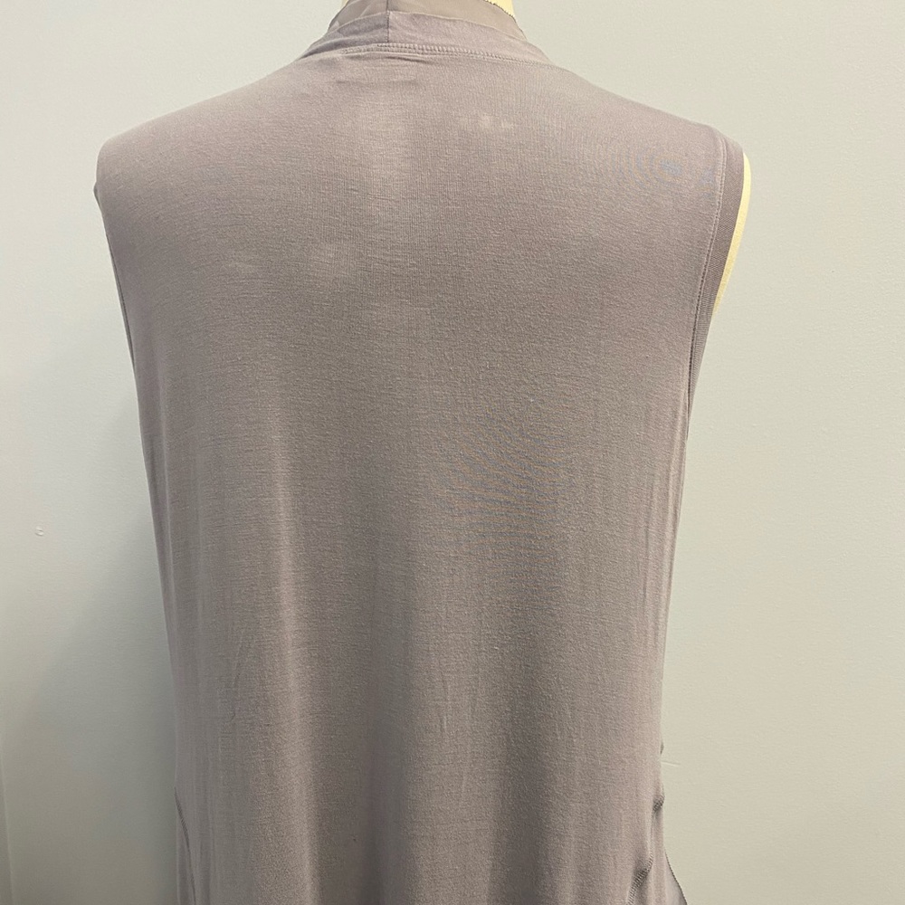 LOGO, Vest - Picture 3 of 3